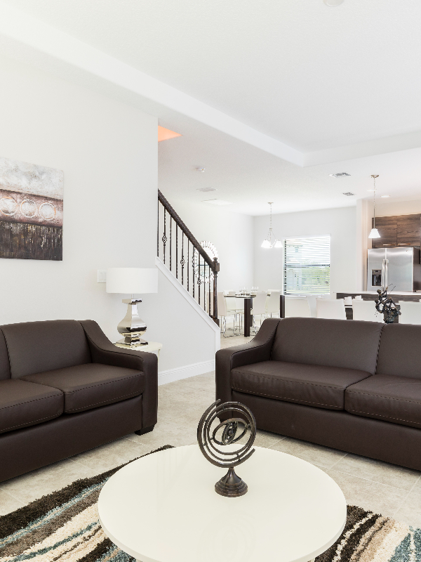 6 Bedroom Home in Gated Resort - Furnished 3