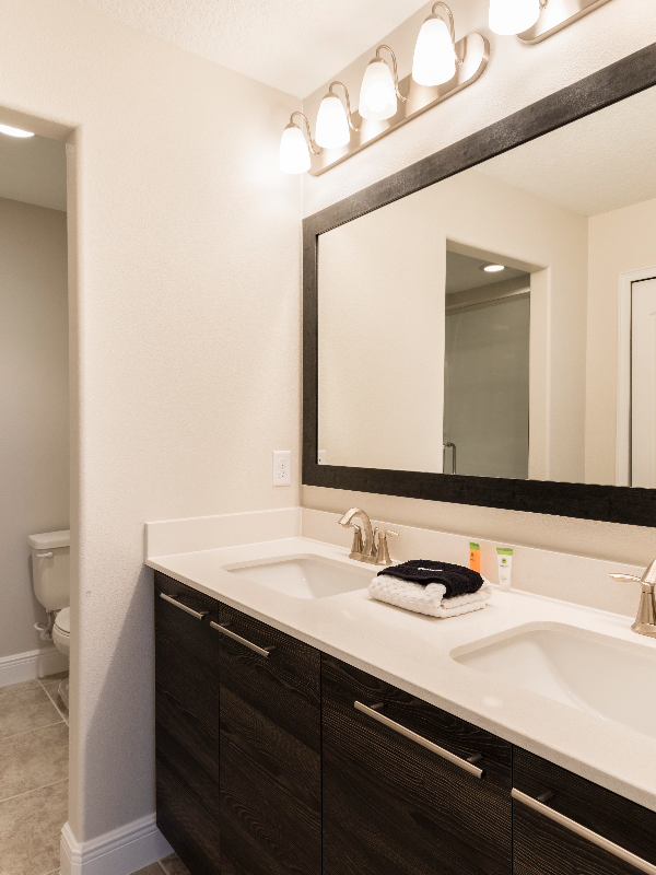 6 Bedroom Home in Gated Resort - Furnished 6